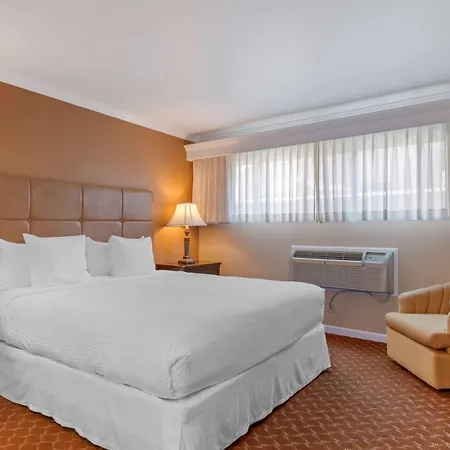 Best Western Plus Santa Barbara Exterior photo