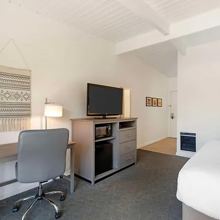 Best Western Plus Santa Barbara Exterior photo